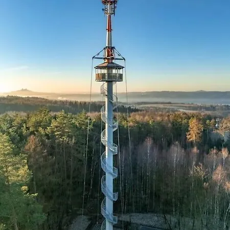 Zeleny Prostorny Aparman V Ceskem Raji Lägenhet Koberovy