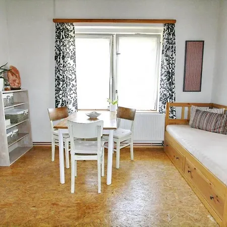 Zeleny Prostorny Aparman V Ceskem Raji
